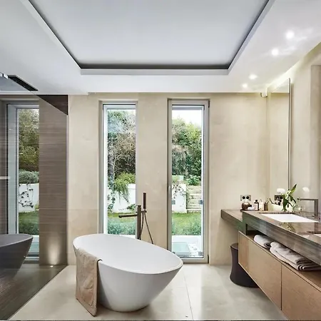 Parfait Piscine De Luxe